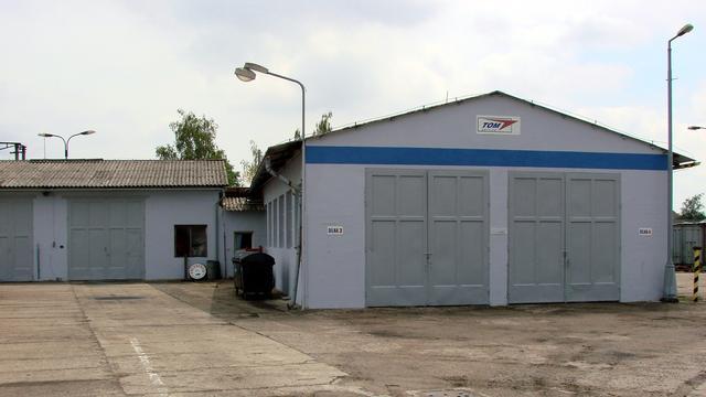 Sídlo společnosti Moravany - opravárenské prostory - pneuservis