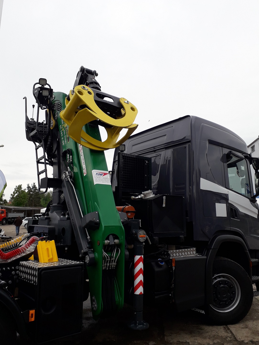 Pevný TOM NR 42.27.03