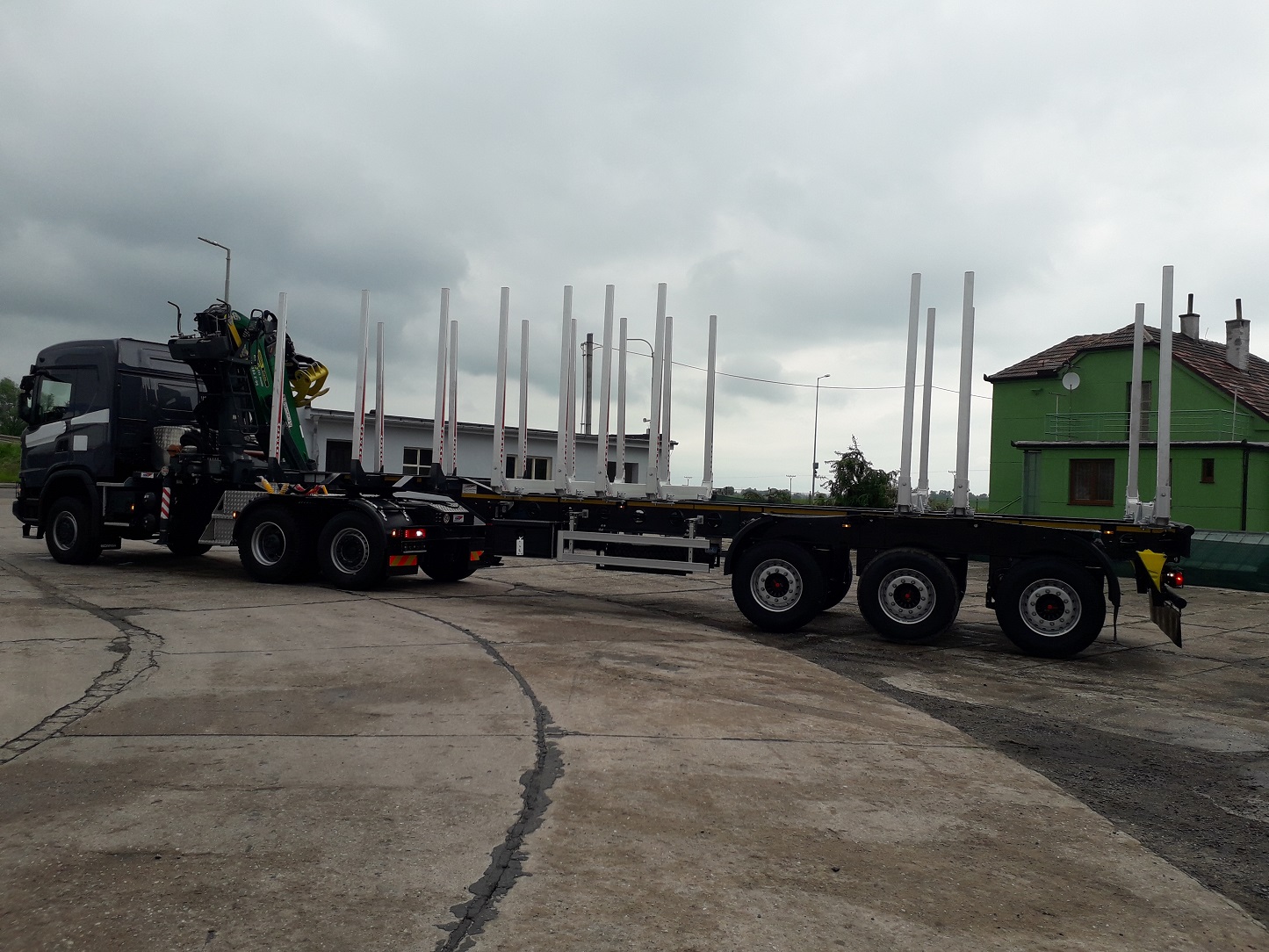 Pevný TOM NR 42.27.03